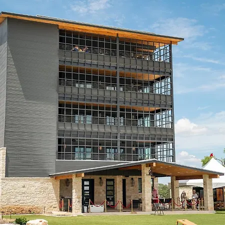 Resort At Fredericksburg Unit 25